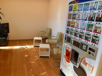 整備の待ち時間もゆったりとお待ちいただけます。