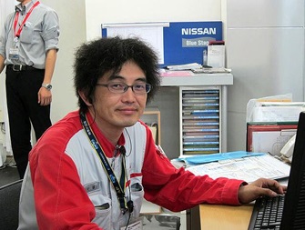 サービスフロントも誠心誠意がんばります。