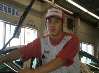 整備資格を持つ安心スタッフがすみずみまで整備します。