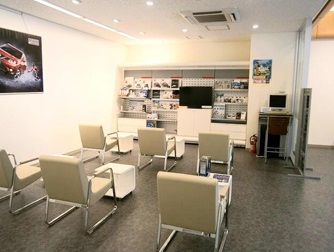 整備中の待合コ－ナ－でゆったりとくつろげます。