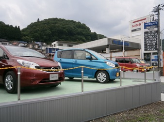 展示車をたくさんご用意しております。