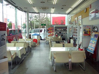 店内は明るく清潔です。