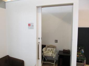 授乳室も有ります。お母様も安心です。