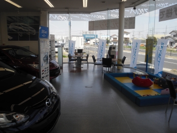 キッズルームあります！大型キャノピー付なので雨の日も安心してご覧になれます！