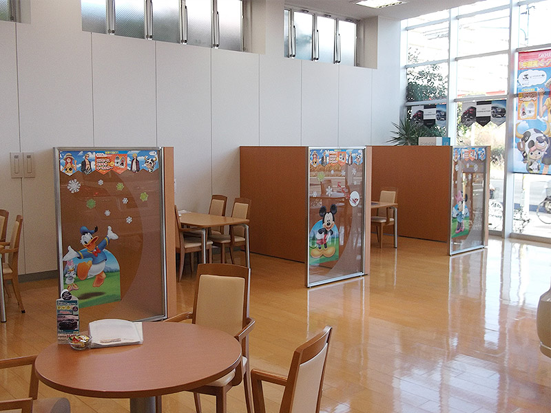 プライバシーに配慮した商談コーナーです。