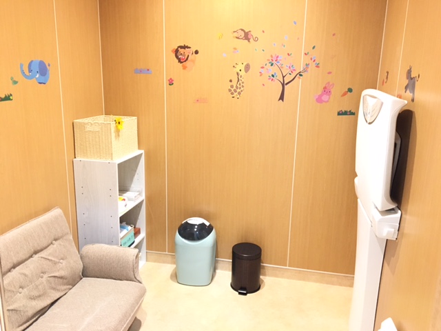 授乳室完備