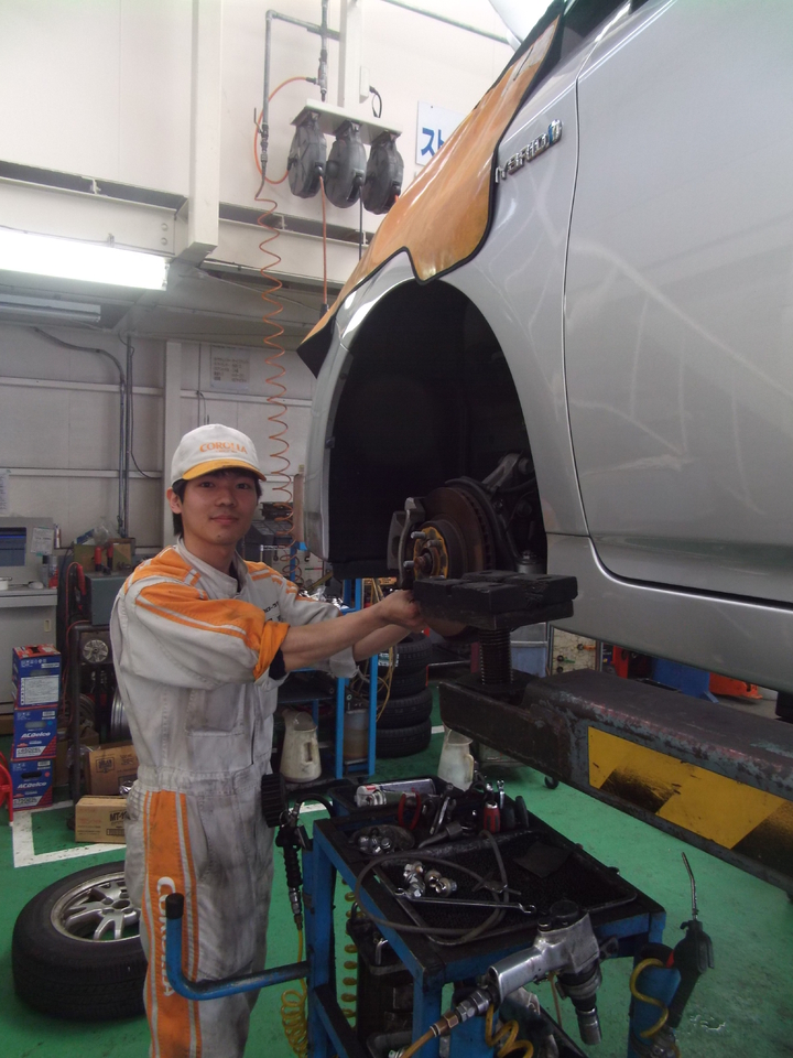 ⑦お車の点検・修理お任せ下さい！
