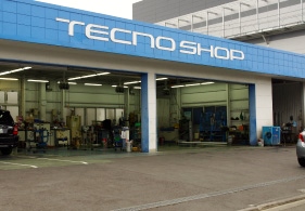 安心と信頼のメンテナンス工場完備