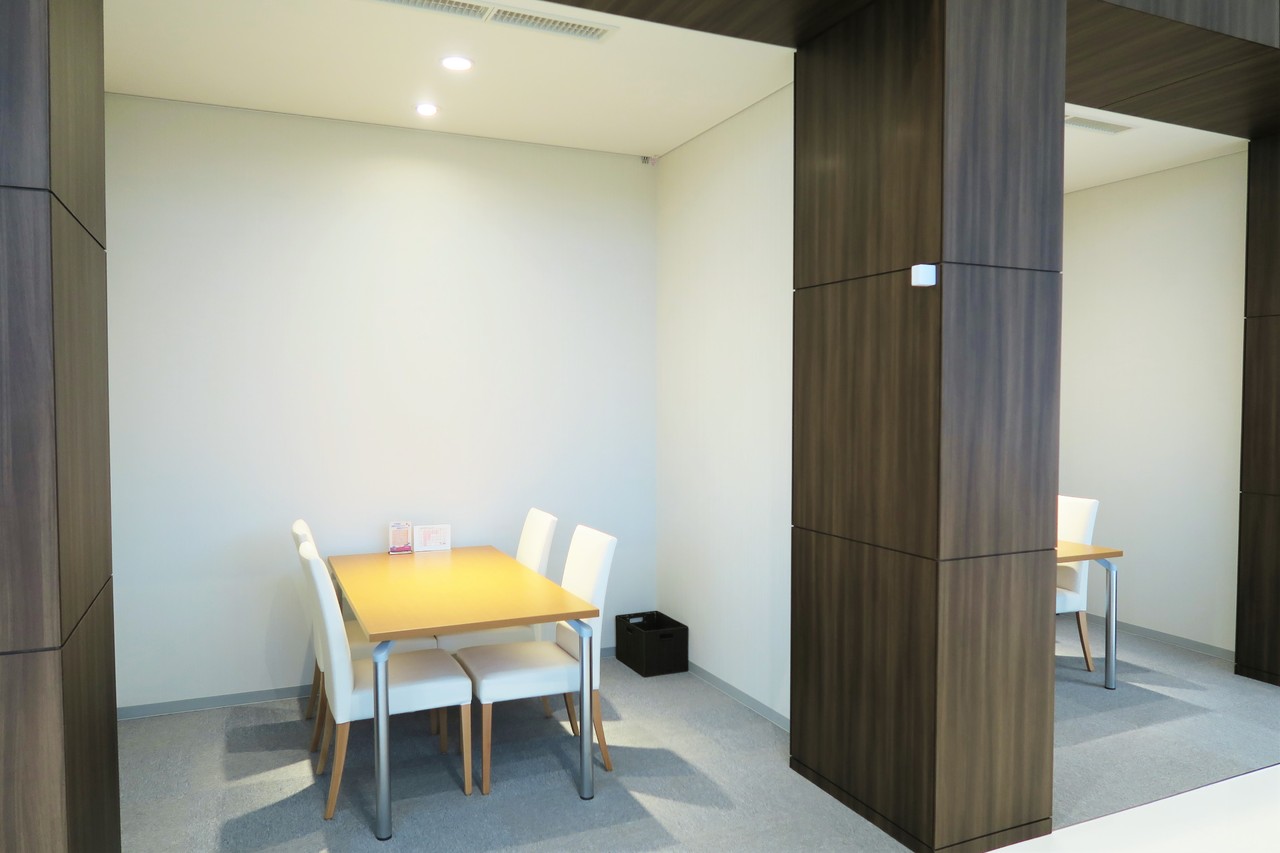 落ち着いてお話できる商談コーナー♪♪