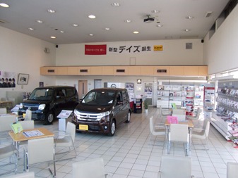 広々とした気持ちのいいショールームです。