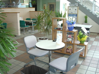 ショールームでゆったりして頂けるよう、ドリンクの種類を多数そろえました。