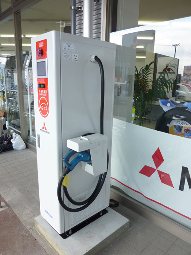 PHEV・電気自動車用急速充電器