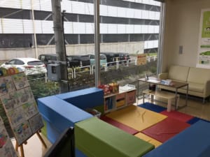 お子様に大人気のキッズコーナー