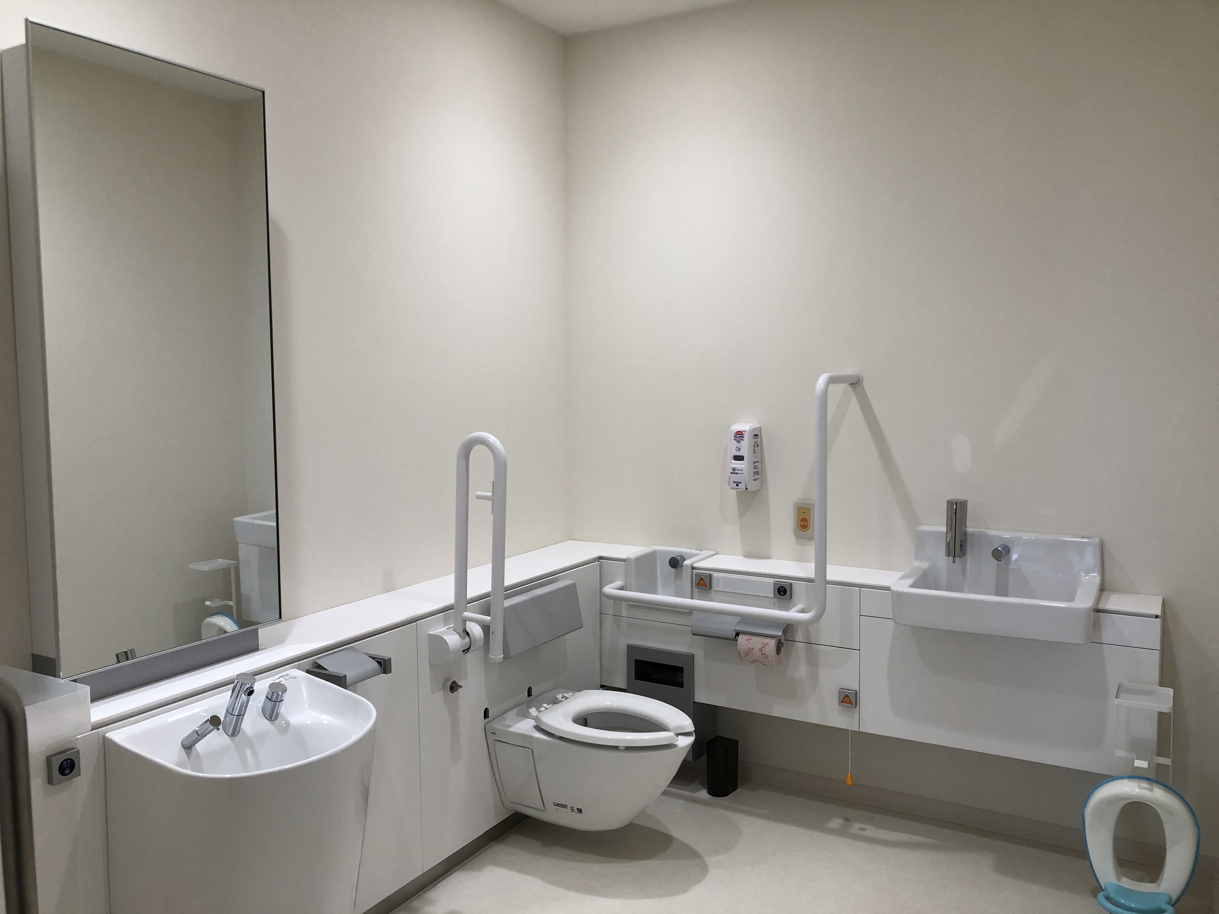 多目的トイレもご利用いただけます