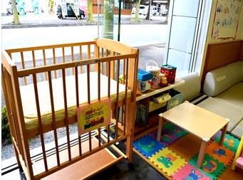 ベビーベッドもご用意しております。