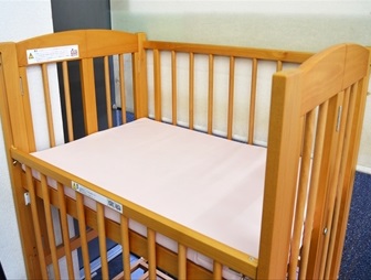 ベビーベッドもご用意しております。