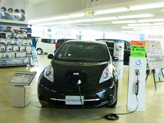 ショールーム展示車