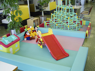 キッズコーナー