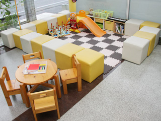 キッズコーナー