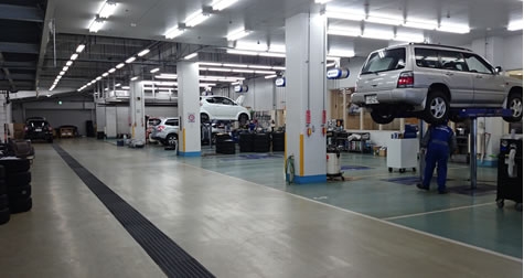 サービスセンター内