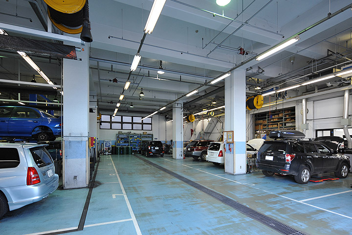 サービス工場
