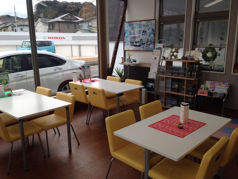 広々としたショールーム