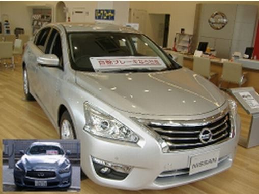 エキスパートショップとしての高級車もご用意。