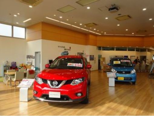 リニューアルしました。明るいショールームへぜひお越し下さい