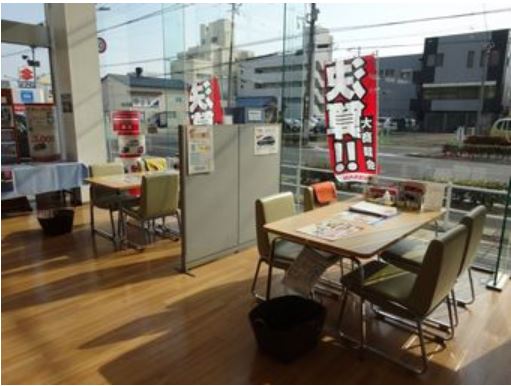 広いスペースでゆったりとお話させていただきます。