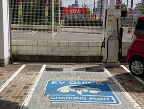 急速充電器は24時間充電可能です。