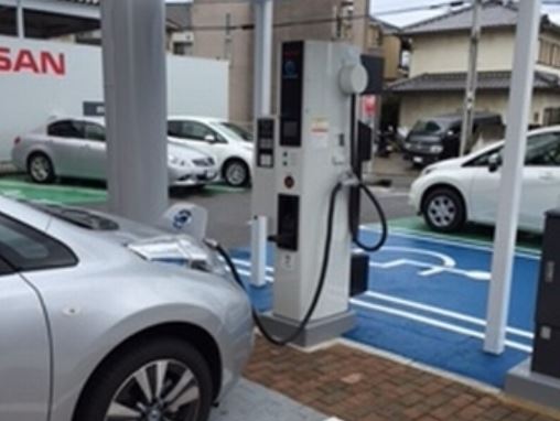 電気自動車の急速充電は２４時間ご利用可能です。