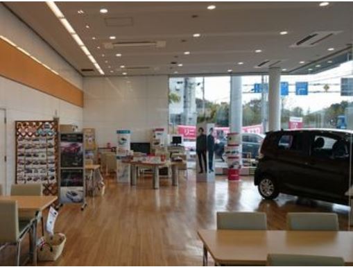 明るくて開放的なショールームです。