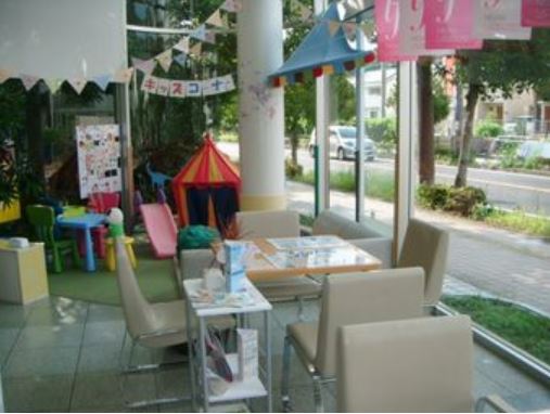 商談コーナーです。ゆっくり商談ができるスペースです。