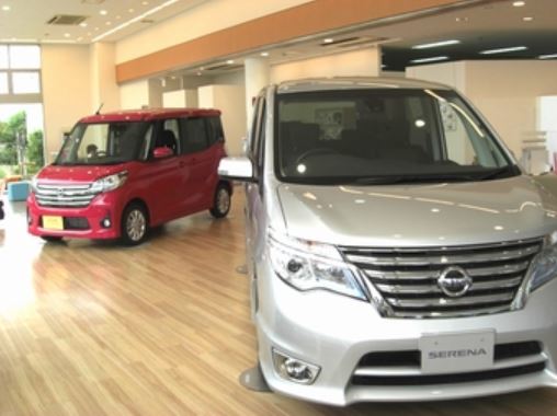 明るいショールームでゆっくりご覧いただけます。