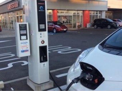 ２４時間開放の急速充電器を完備いたしております。