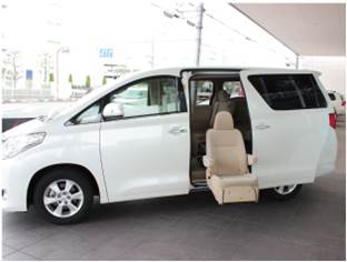 ウェルキャブステーションとして、福祉車両を展示しております。ご興味のある方はお気軽にお声掛け下さいませ。