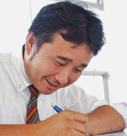 山本　史郎