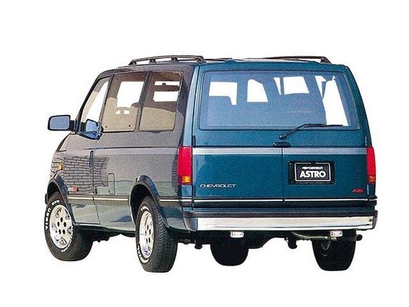 シボレー アストロ 1993年式モデル LT 4WD AT 左ハンドル の シボレー アストロ 1993年式モデル LT 4WD AT 左ハンドル の