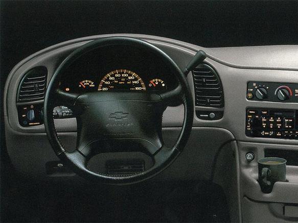 シボレー アストロ 1993年式モデル LT 4WD AT 左ハンドル の
