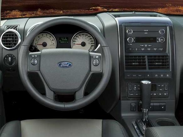 フォード エクスプローラースポーツトラック 価格 車種カタログ情報 新車 中古車見積もりなら Mota