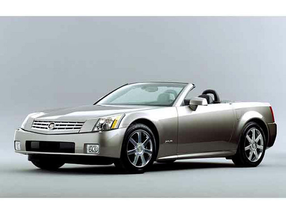 キャデラック XLR 2004年式モデル 4.6 AT 左ハンドル のスペック詳細