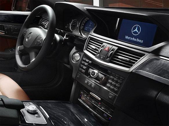 メルセデス・ベンツ Eクラス 2009年式モデル E320 CDI
