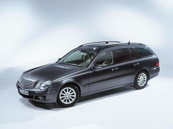 1/43 Mercedes Benz E Class T Model 2003 Blue Metallic W211
