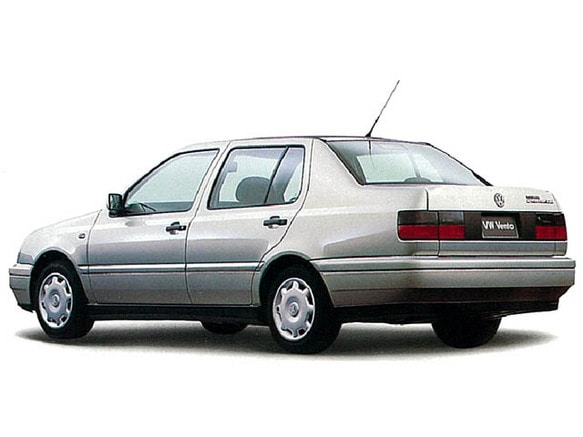 ベンツ　アウディ ワーゲン　18インチ　4本 AUTOart 1:18 アウディクワトロLWBストリートカー年1988シルバー