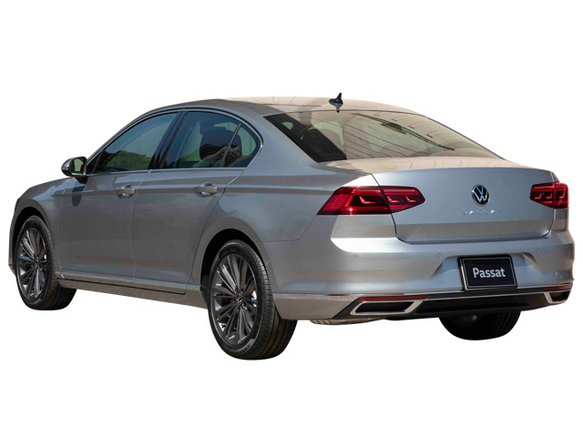 ☆VOLKSWAGENパサート☆レプリカ VWパサート ヴァリアントTSIエレガンスライン 後期モデル