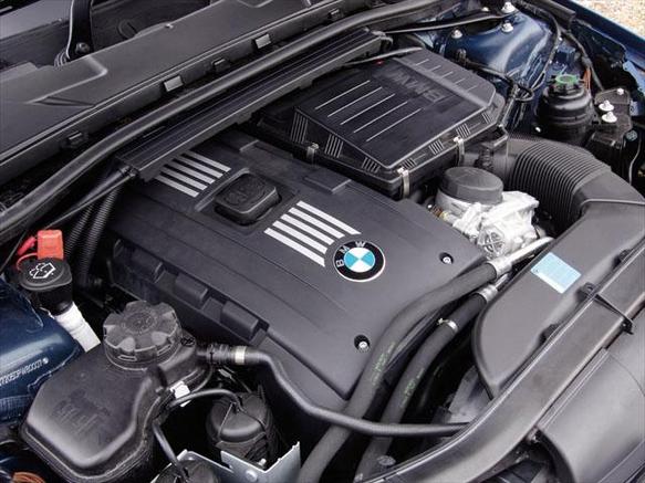 BMW 3シリーズクーペ 2006年式モデル 320i ハイラインパッケージ