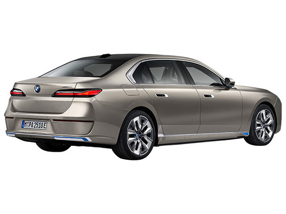 BMW i7 2022年式モデル xドライブ60 エクセレンス ザ ファースト