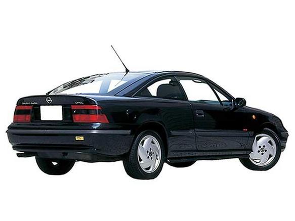 オペル カリブラ 1993年式モデル ターボ 4WD MT 左ハンドル のスペック