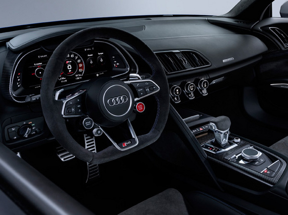 R8（アウディ）の歴代モデル・グレード別カタログ情報｜中古車