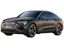  Q8スポーツバックe-tron